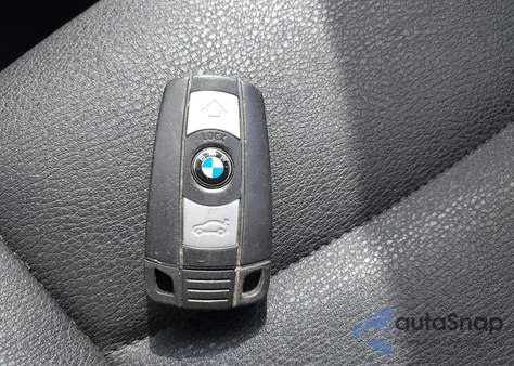 2015 BMW X1 Sdrive28I from USA, damaged, VIN WBAVM1C56FV316714